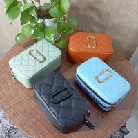 خانم های شیک پوش بیان|کیف، کفش، کمربند|رشت, معلم|دیوار