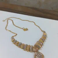 طلا گردنی زیبای طرح اشک(بدون اجرت)