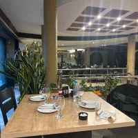 نگهبان رستوران