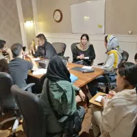 جلسات بحث آزاد و دورهمی انگلیسی