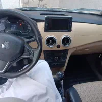 اطلس سفید قرمز فول سانروف دار