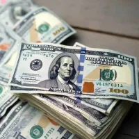 درآمد دلاری