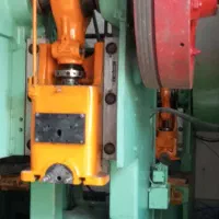 پرس ضربه ای روسی در تناژ 16.25.40.63.100