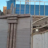منزل طبقه نود دستگاه پیش چراغ راهنما نزدیک بازار