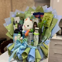 دسته گل آرایشی پک هدیه تولد باکس هدیه