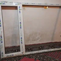 دو پنجره بزرگ و کوچک UPVC