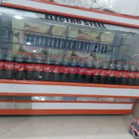 یخچال ویترینی درحد کاملا سالم به شرط تست