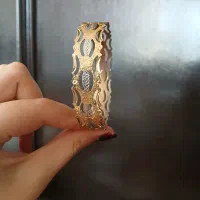 یک عدد النگوی رنگ ثابت