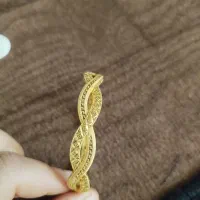 طلا وزن نه گرمو هفتصد ونود،پایه و۳۰۰ هزار