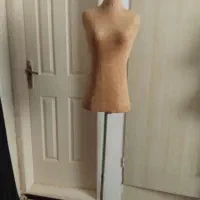 مانکن نیم تنه