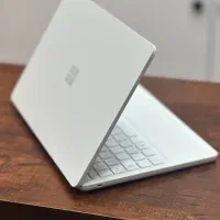 Microsoft Surface Laptop SE