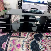 میز تلوزیون شیشه ای