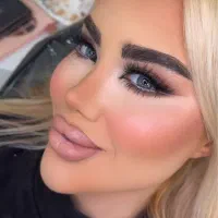 میکاپ و شنیون فقط ۱۵۰۰