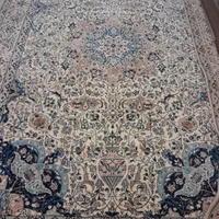 فرش نائین اصفهان 9 متری نقشه زیر خاکی گل ابریشم