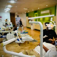 مسئول بیمه کلینیک دندانپزشکی