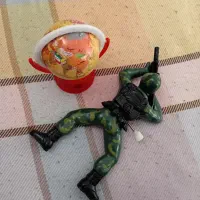 دو عدد اسباب بازی