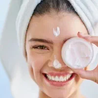 مشاوره تخصصی رایگان پوست و مو