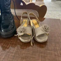 کفش‌ بچگانه|کفش و لباس بچه|قم, امامزاده ابراهیم|دیوار