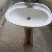 روشویی کامل به همراه شیر آلات ارزان میدم|لوازم سرویس بهداشتی|گرگان, |دیوار