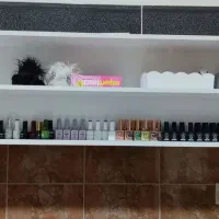 تخت، میز، قفسه|آرایشگاه و سالن‌های زیبایی|پارس‌آباد, |دیوار