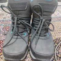 کفش کوهنوردی زنانه