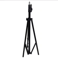 پایه پروژکتور و رینگ لایت و دوربین
