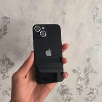 اپل iPhone 13 با حافظهٔ ۱۲۸ گیگابایت