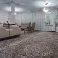 یکبار ساختمان آپارتمانی طبقه اول ۲۹۰ مترمربع