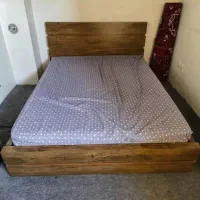 تخت خواب دو نفره