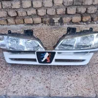 یک جفت چراغ جلو پژو پارس