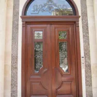 تولیدونصبانواع مصنوعاتچوبی،کمد،درب، وکابینت