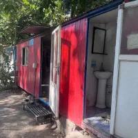 یک عدد کانکس ۱۲  و یک ۶ متری