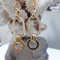 گوشواره رنگ ثابت