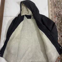 کاپشن و سویشرت کلاه دار|لباس|اصفهان, باغ گلها|دیوار