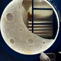 تابلو ماه فقط ۹۹۰ تومن