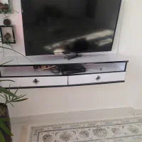 تلویزون و چوبش