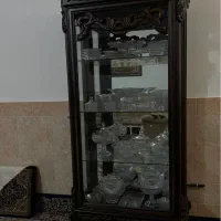 ویترین و ساعت پایدار