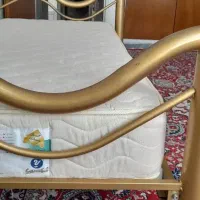 تخت وتشک درحدنو