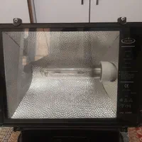 پروژکتور(نورافکن) متال هالید(هلیوم) 400