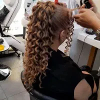 سالن زیبایی هاویر اماده ارائه خدمات