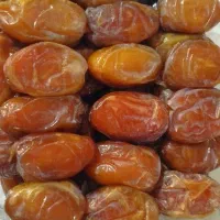 خرما زرد عسلی