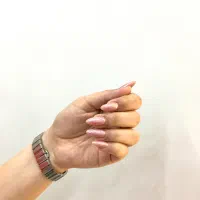 کاشت ناخن