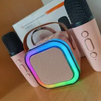 مینی اسپیکر k12 دارای۲میکروفون و نور RGB قابل حمل