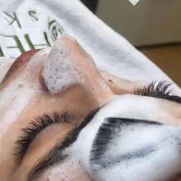 پاکسازی ،فیشال تخصصی و جوانسازی پوست