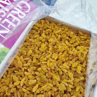 کشمش زرد قلمی سوپر لوکس کاشمر