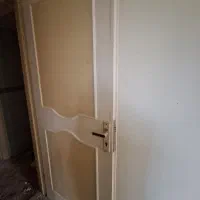 در چوبی اتاق. در حد نو