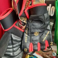 دستکش مختص ورزش یا موتور سواری