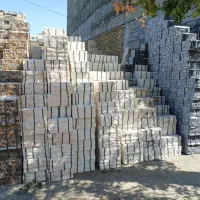سنگ صخرهای طبیعی گیوتین آنتیک