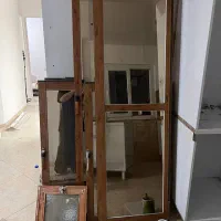 درب و پنجره آلمینیومی سالم در حد نو|عمدهفروشی|رشت, صفاری|دیوار