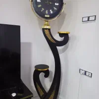 ساعت ایستاده کنار سالنی پرنس